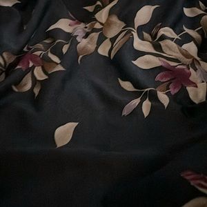 Large Top …Casual Wear!  Dark Blue w/ Tan & Purple Floral Long Sleeves